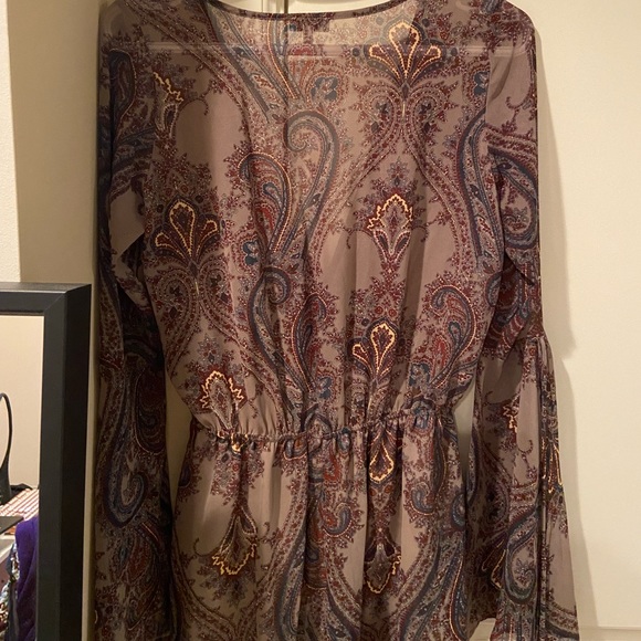 Tobi Paisley print Romper - Picture 8 of 8